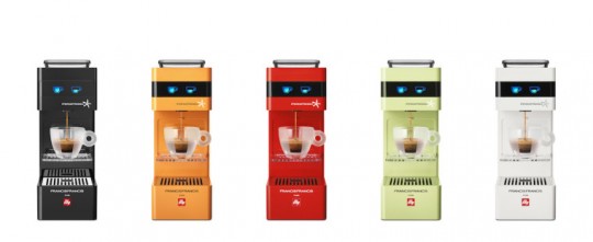 macchina caffè, y3, iperespresso, espresso, capsule, gardone