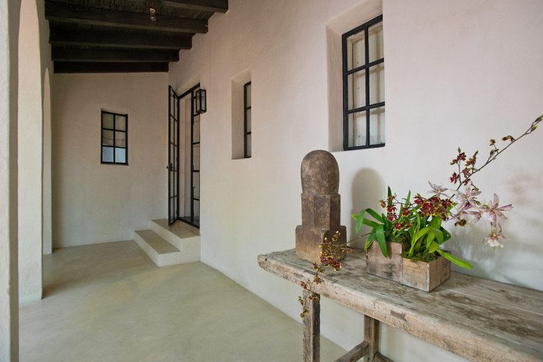 an-inside-look-at-calvin-kleins-miami-beach-house-3