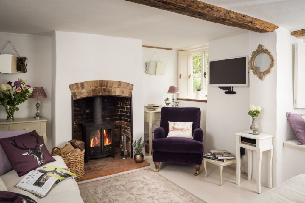 Το σαλόνι με το καταπληκτικό τζάκι