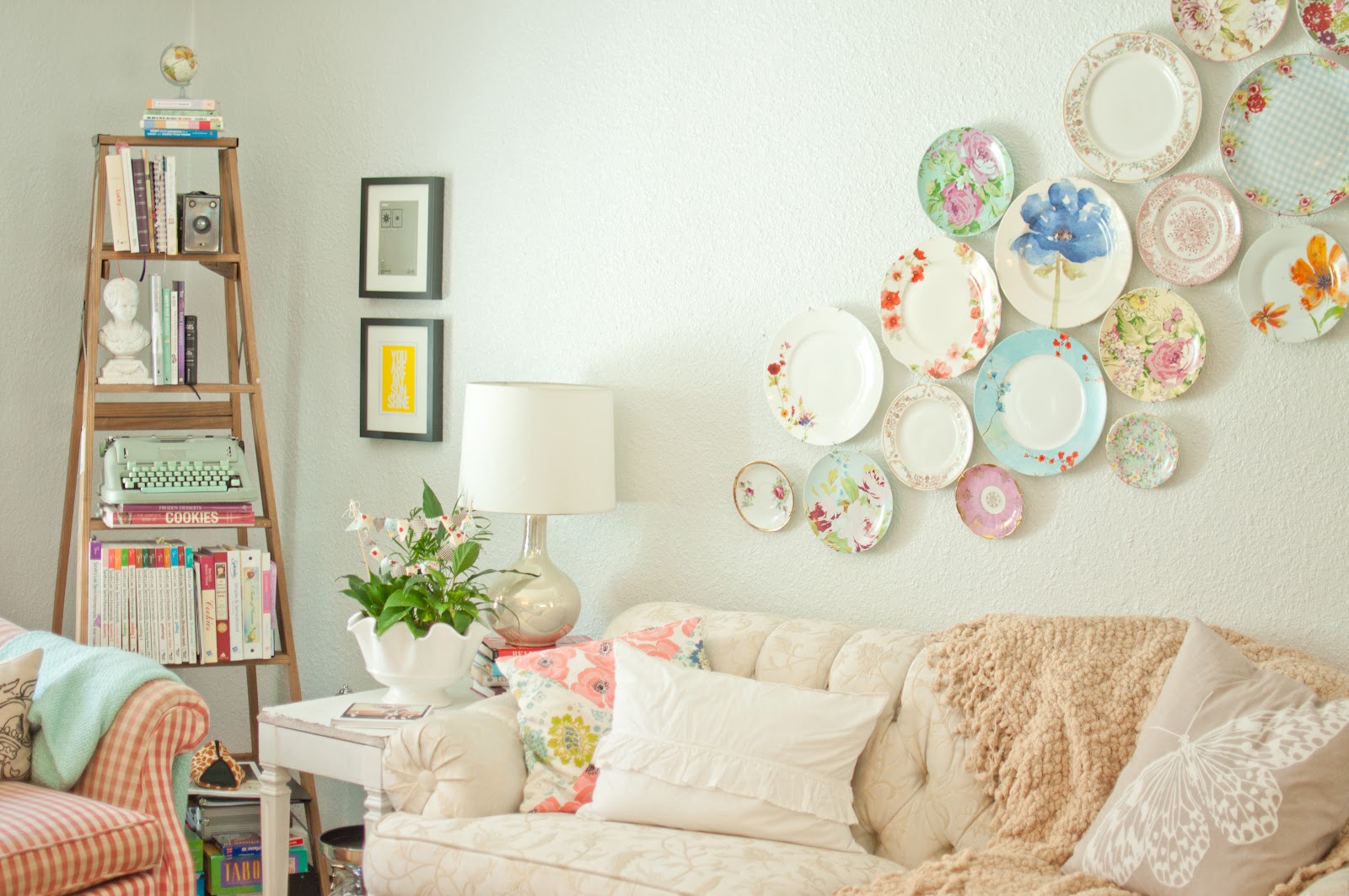 Decorating with Plates-1