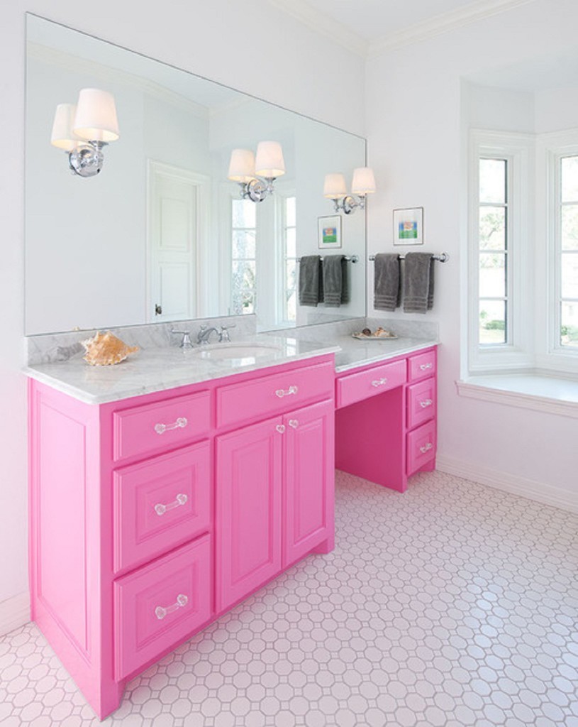 Beautiful-Design-Of-Pink-Theme-Bathroom-Pink-Cabinet-With-Patern-Floor