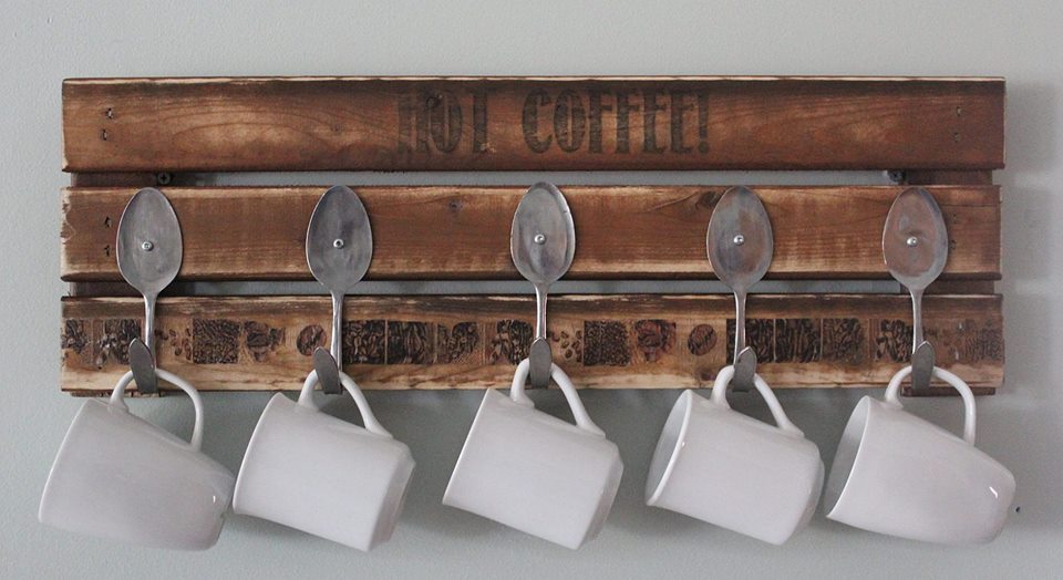pallet-coffee-mug-holder