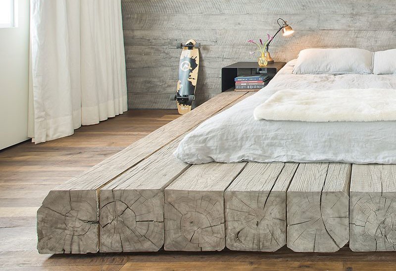 reclaimed-wood-bed_090116_02-800x547