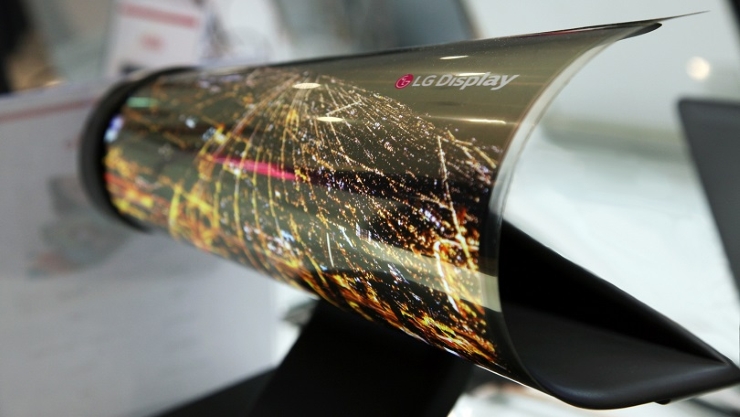 rollable lg