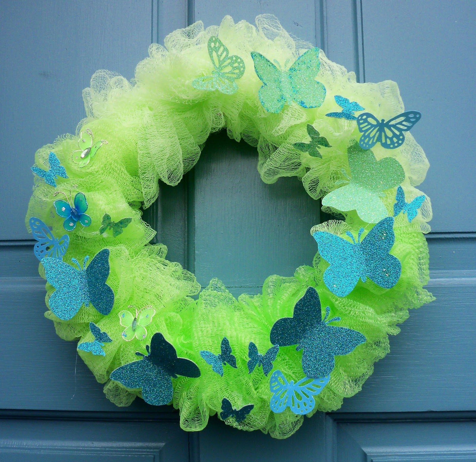 blog mesh wreath full