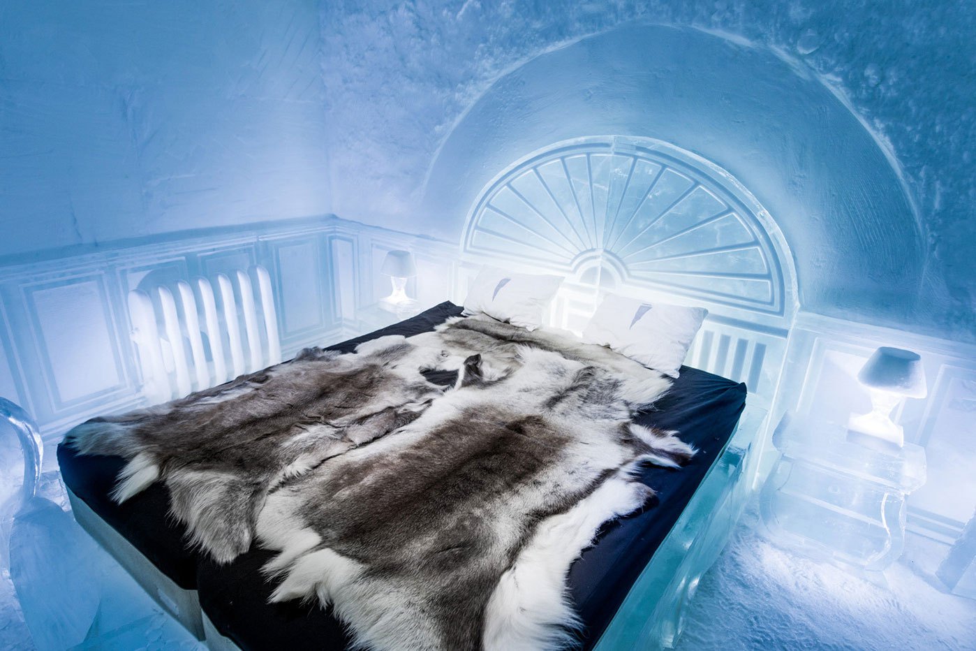 worlds-first-permanent-ice-hotel-7
