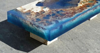 Τα coffee tables του Αlexandre Chapelin βάζουν τον ωκεανό στο σαλόνι σας!