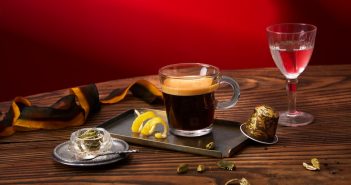 Με τη (χρόνο)κάψουλα της Nespresso, ετοιμαστείτε για ένα μοναδικό ταξίδι στο παρελθόν της γεύσης!