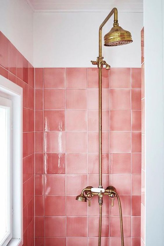 ροζ μπάνια 