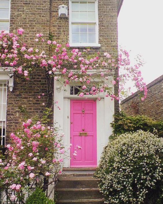 ροζ σπίτια 