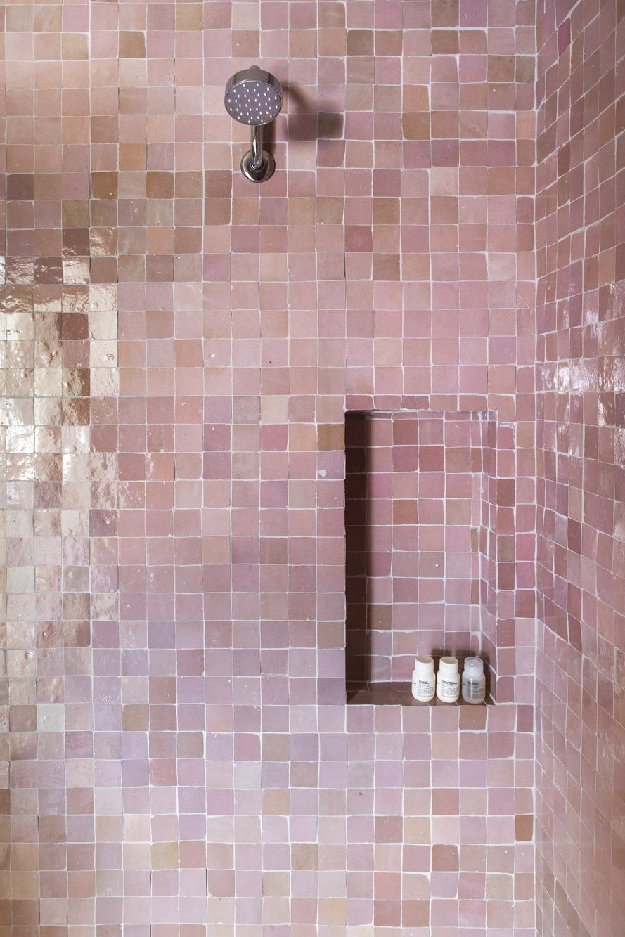 ροζ μπάνια 