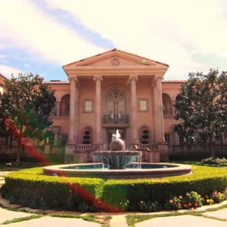 Σίγουρα θυμίζει ξενοδοχείο