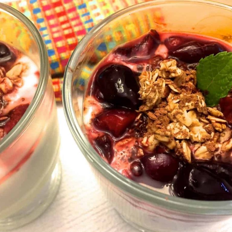 Cherry-yogurt-parfait_Featured-image