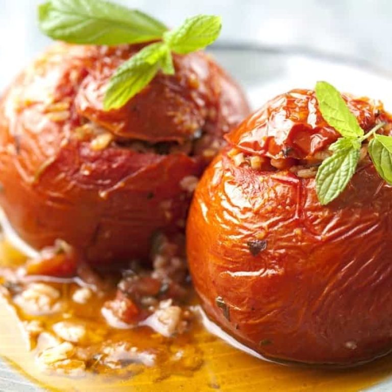 Gemista-recipe-Greek-Stuffed-Tomatoes-and-peppers-with-rice