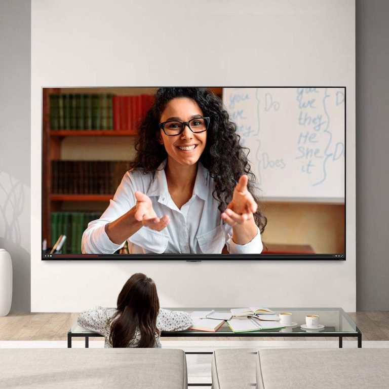 TV-QNED-DESIGN-06-Using-scene-Desktop-1