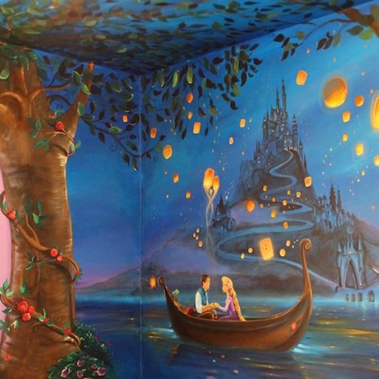 tangledbedroom1
