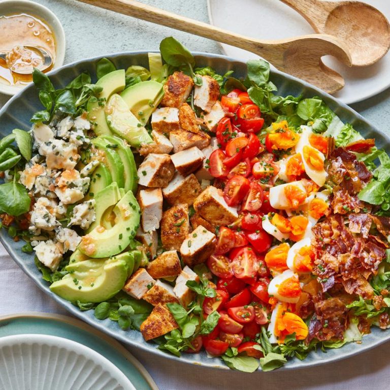 cobb_salad_62368_16x9