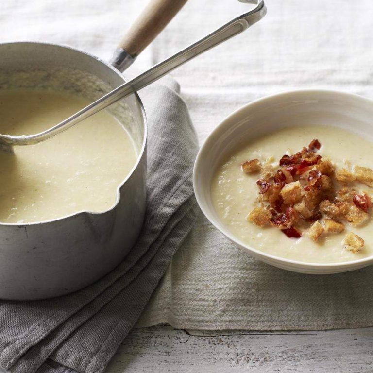cream_of_celeriac_soup_59784_16x9