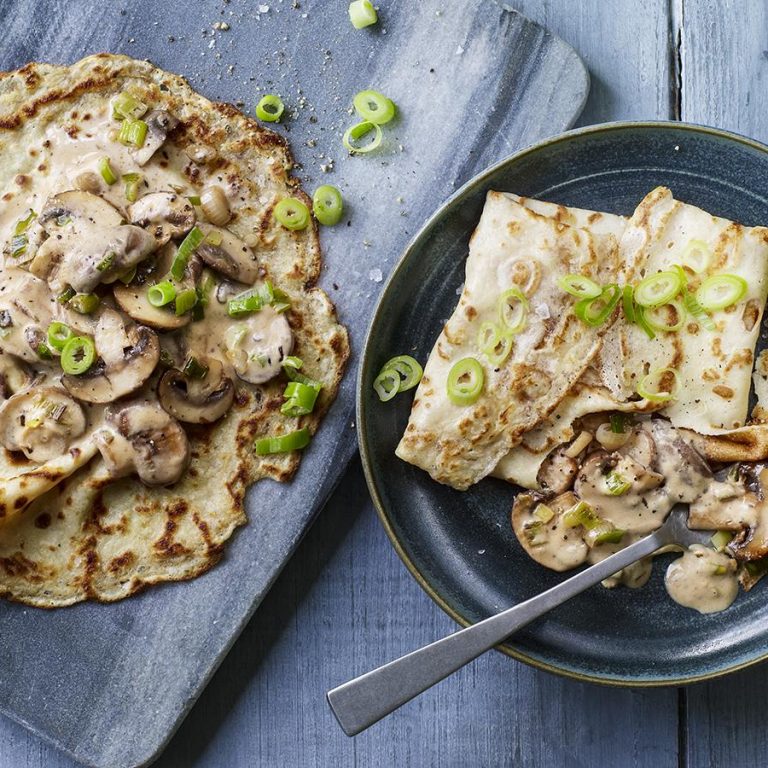 creamy_mushroom_pancakes_30531_16x9