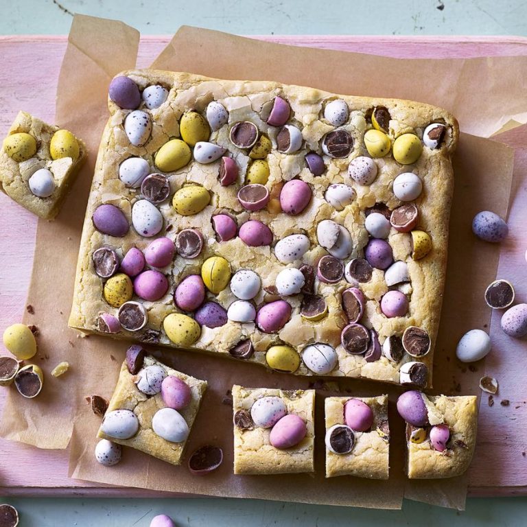 easter_egg_blondies_39122_16x9