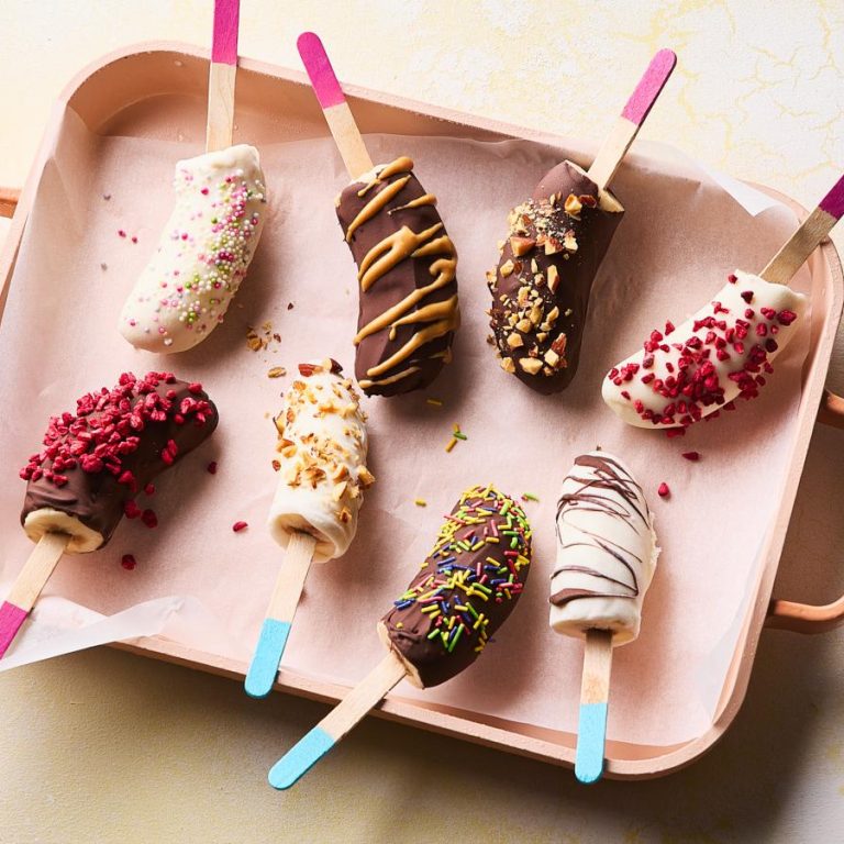 frozen_banana_lollies_22177_16x9