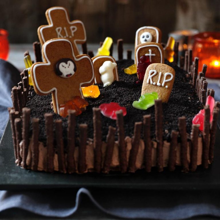 halloween_cake_10801_16x9