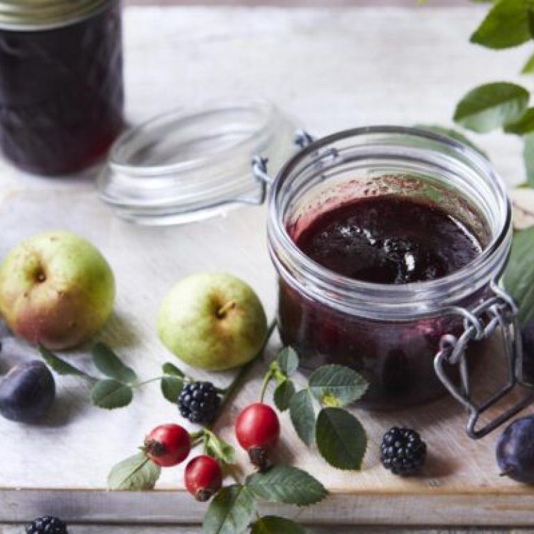 hedgerow_jelly_85867_16x9-750x400