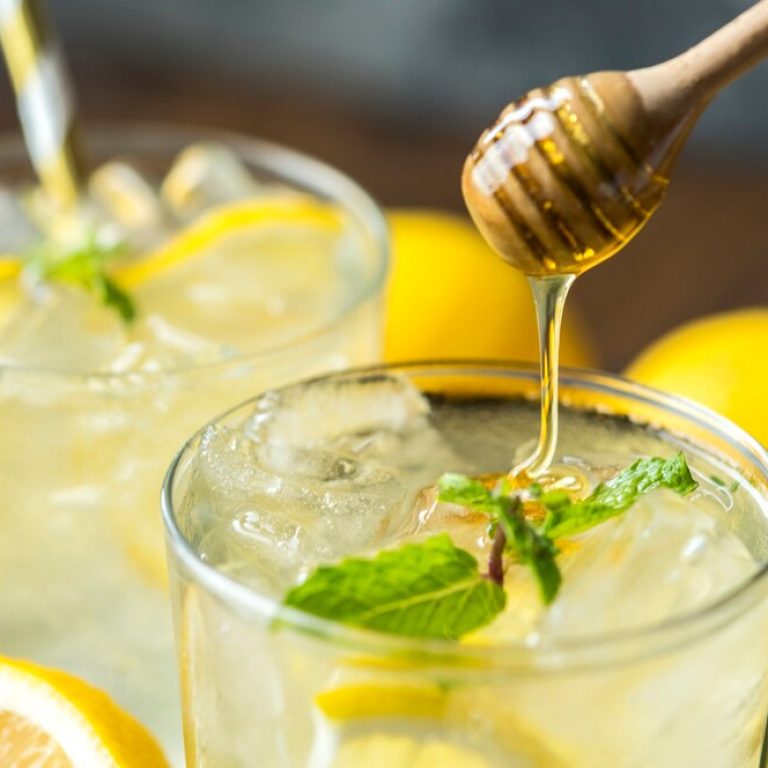 honey-lemon-soda-beverage-photography_53876-32277