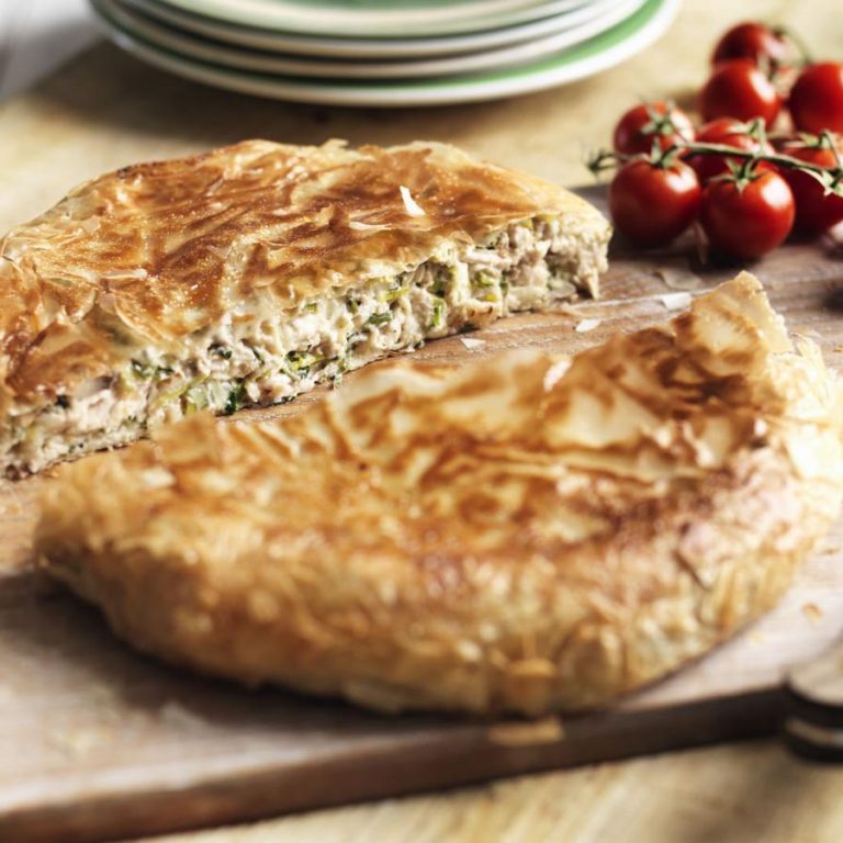 pan-fried_chicken_pie_32885_16x9