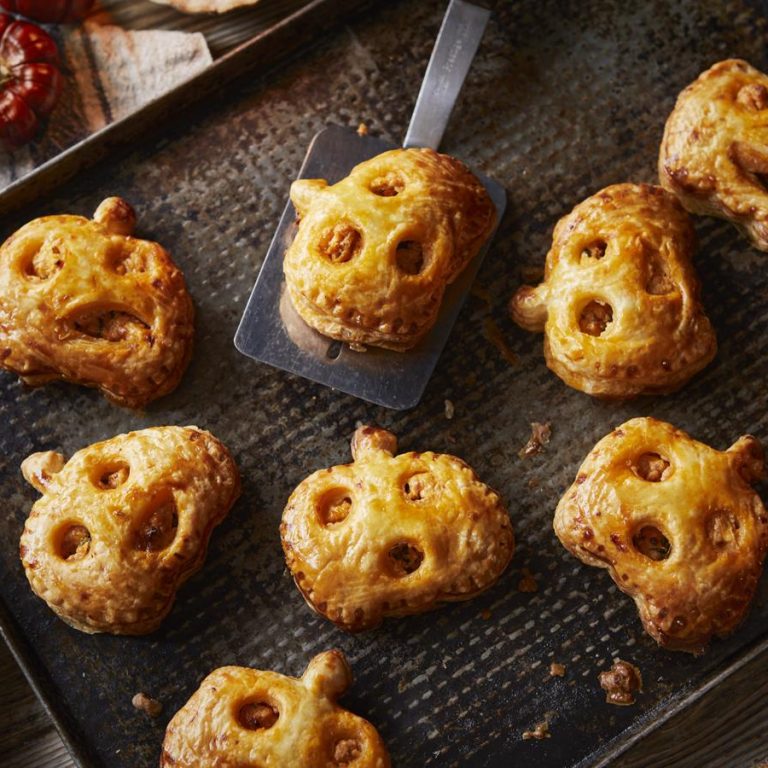 pesto_and_spinach_36104_16x9