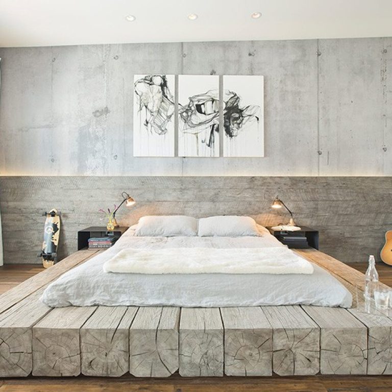 reclaimed-wood-bed