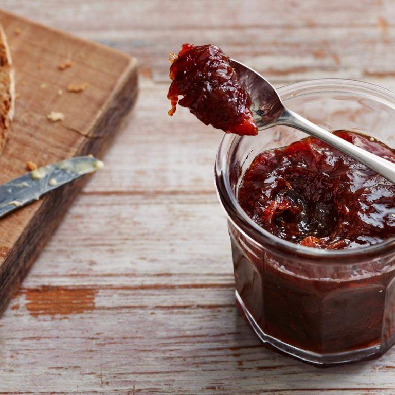 rhubarb_and_vanilla_jam_58868_16x9