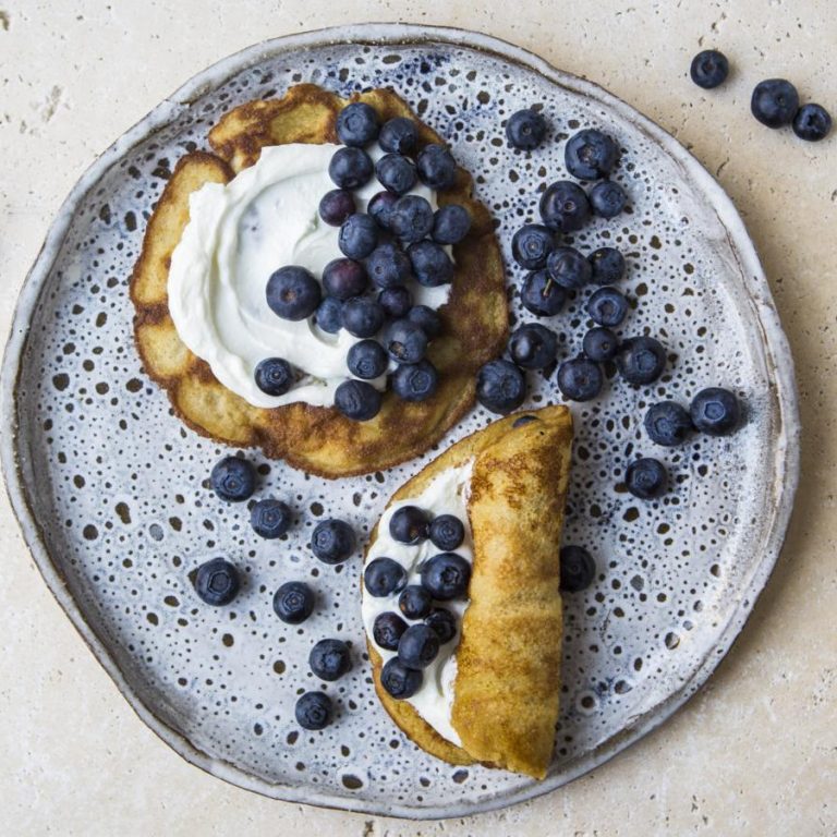 rolled_lemon_pancakes_83289_16x9