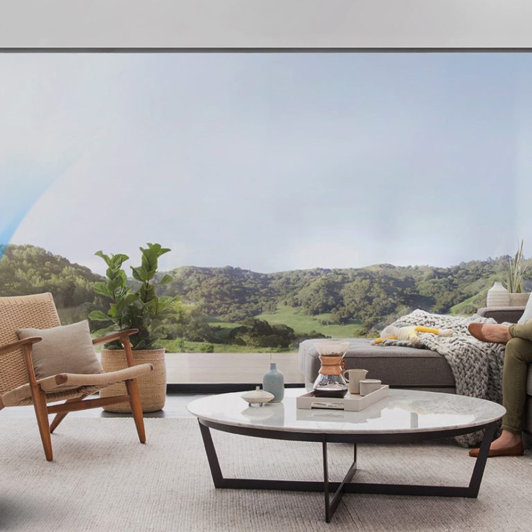 tcl_nz_series_portable_air_conditioner_-_lifestyle_1