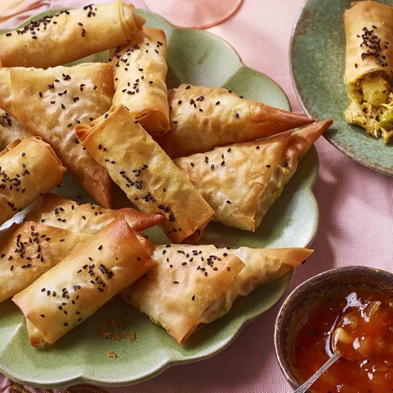 turkey_curry_filo_bites_58136_16x9